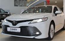 Toyota Camry 3.5AT, 2020