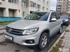 Volkswagen Tiguan 2.0AT, 2012, 