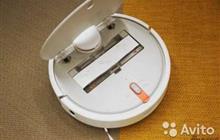 - Xiaomi Mi Robot Vacuum