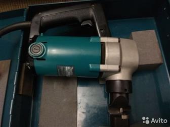    Makita JN 3200, ,  