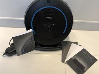 - iRobot Scooba 450   ,       Dry Dock,   Virtual Wall,       