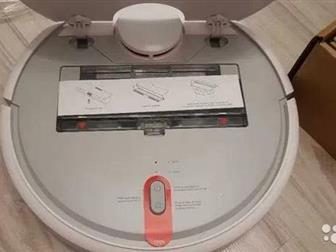 - Xiaomi Mi Robot Vacuum      -, -           