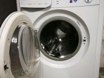     Indesit,   ,  84x60x30,    3,5 ,       