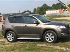 Toyota RAV4 2.0, 2010, 