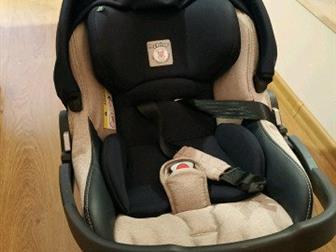 Peg-Perego Primo Viaggio Tri-Fix SL - Luxe Beige: /  