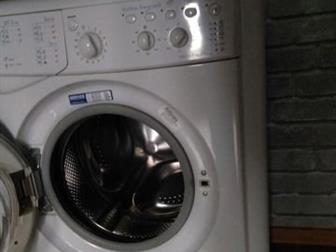   INDESIT  ,  5  