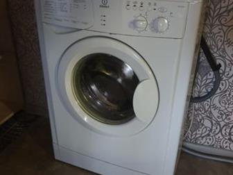   Indesit wiun104  4 , :  59, 5  85  33       ,    