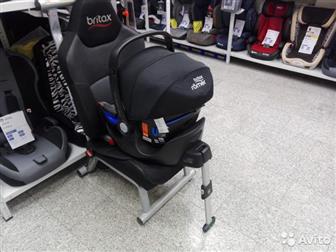   Britax Romer Baby-Safe 2 i-Size    FLEX==========      Š   ==========  