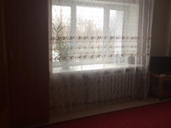 Продаю квартиру индивидуальной планировки на 4 этаже в новом кирпичном доме,  Дом расположен в районе магазина Глобус, рядом остановки общественного транспорта, в Кирове