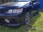 Nissan R Nessa 2.0AT, 1999, 