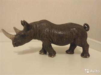   schleich  ,  -   500 ,  collecta  - 200 : /   