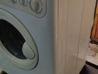    INDESIT  4   , 800 /   ,  