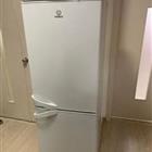  Indesit