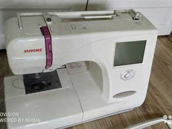    Janome Memory Craft 350E,      ,     ,  ,   30  ,    