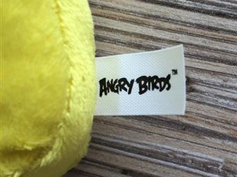  Angry Birds:   