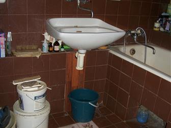     18 , ,   /    32423428  --