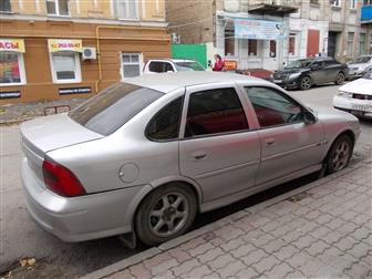  Opel Vectra -- 