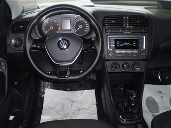  Volkswagen Polo -- 