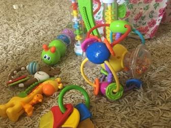        ( fisher price , tiny love  )    : /  --