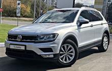 Volkswagen Tiguan 2.0AMT, 2018, 