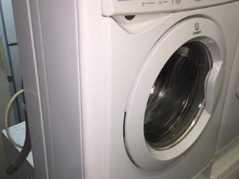   Indesit 4 ,  1000 , ,                !  -