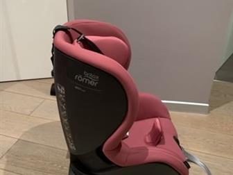  Britax Roemer Trifix I-size  1 ( 9  18),  wine rose, : /  -