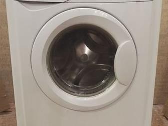   Indesit WIUN 100   - 33   ,    60  85  33 ,   - 3,5 ,   1000 /,    -