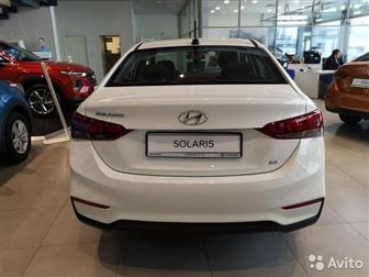            Hyundai !   :-      -  -