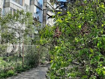 Продается отличная квартира в самом лучшем районе города! 
Квартирачешского проекта,  Крупногабаритная, комнаты изолированные, просторная кухня, раздельный сан узел, в Севастополь