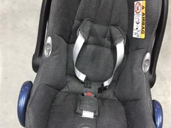 Maxi-Cosi CabrioFix        ,         ,      