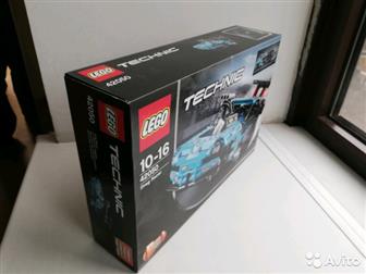     LEGO Technic 42050  :   