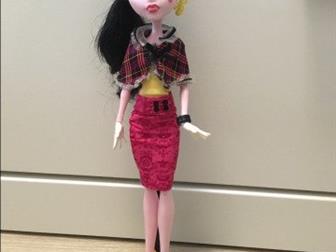  MONSTER HIGH  (DRACULAURA) -  !: /  