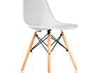  Eames Style DSW