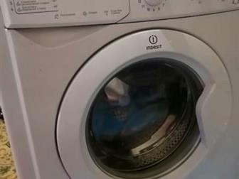    Indesit   33,    4,   1000 ,    , ,   