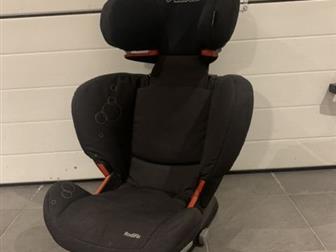     15-36  3,5-12     Isofix      ,      