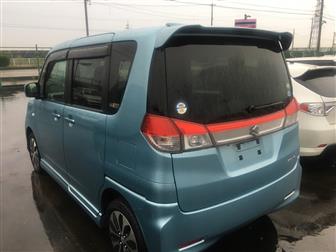 Mitsubishi Delica    