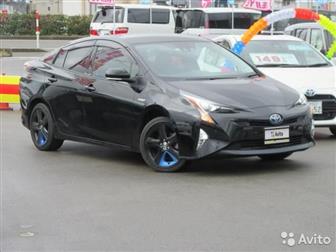 TOYOTA PRIUS A TOURING SELECTION-  -  - -  -  -  -    