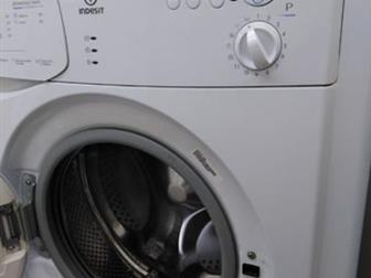   Indesit WIUN 81  ,  ,    800 /,     3,5 ,  34 ,   60 ,   85 ,   